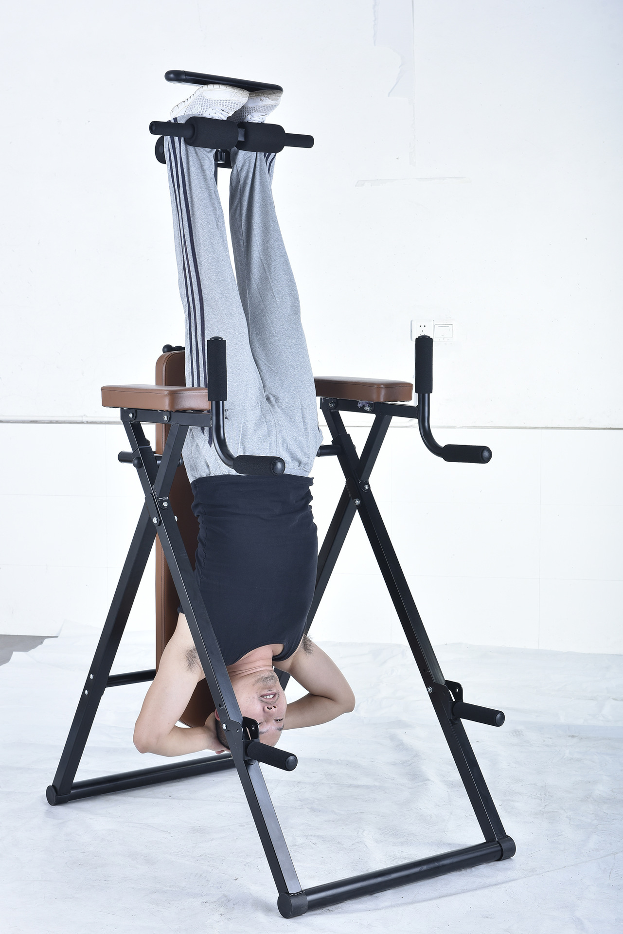 Multi Functional Inversion Tab - огляд і ціна Inversion Table Fold
